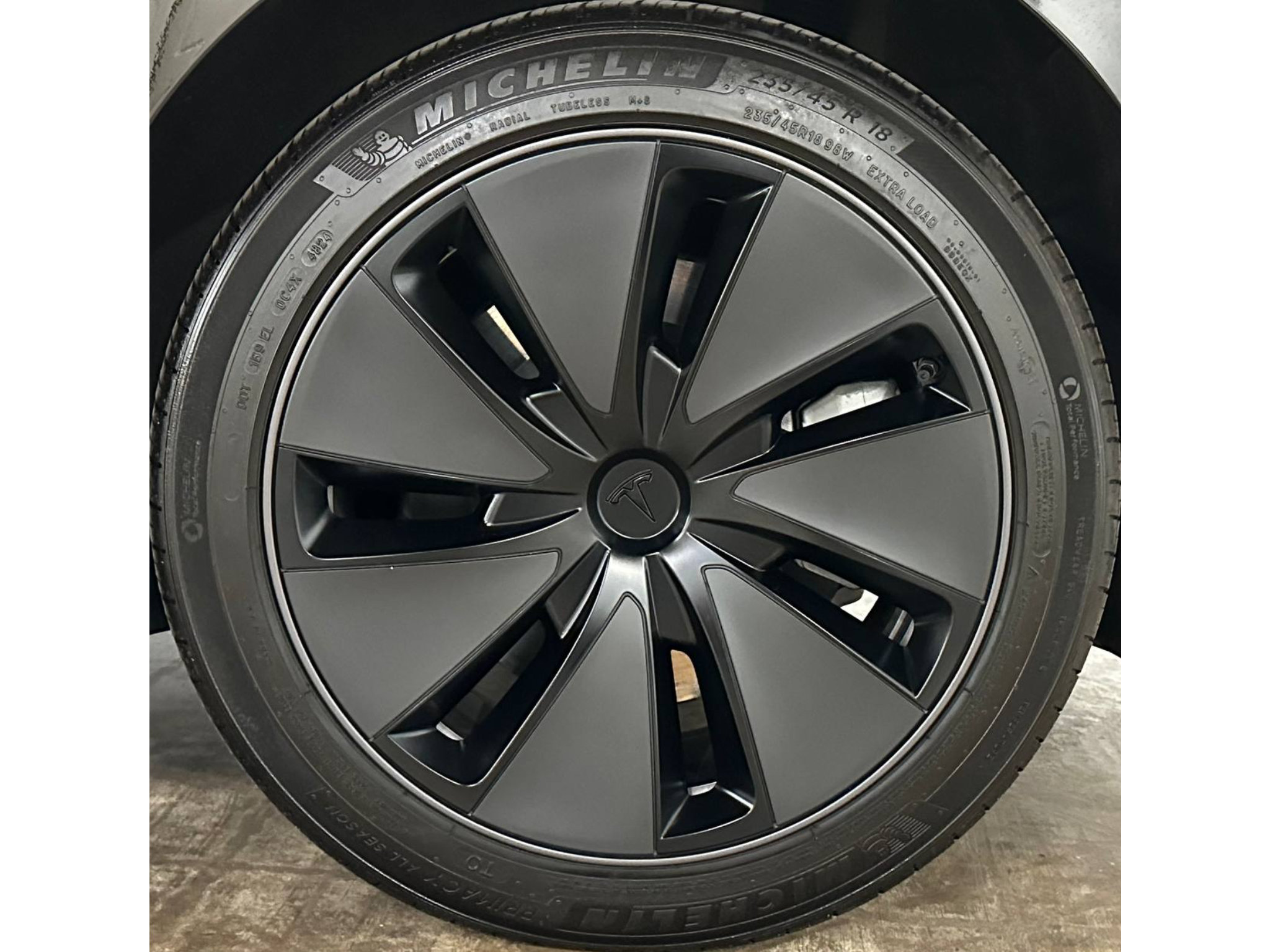 Used 2025 Tesla Model 3 RWD image 10