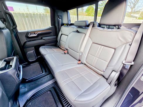 Used 2024 Chevrolet Silverado 1500 High Country w/ Technology Package image 30