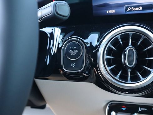 New 2026 Mercedes-Benz GLA 250 4MATIC image 42