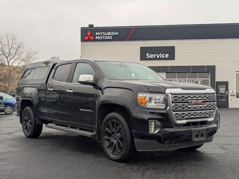 Used 2022 GMC Canyon Denali w/ Denali Black Edition Package image 1