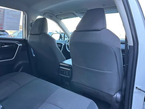 Used 2024 Toyota RAV4 XLE image 17