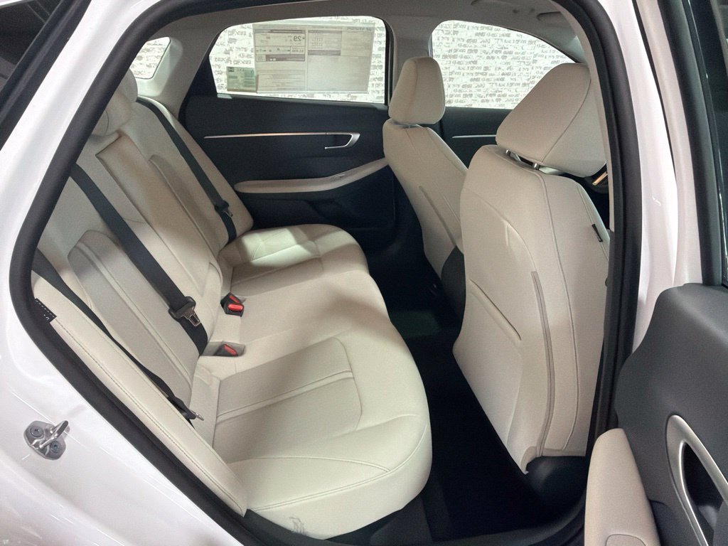 New 2027 Hyundai Sonata SEL FWD image 10