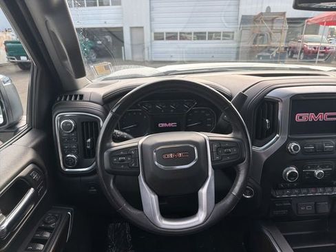 Used 2022 GMC Sierra 1500 SLT w/ SLT Convenience Package AWD/4WD image 13