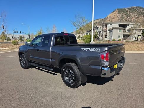 Used 2022 Toyota Tacoma TRD Off-Road image 5