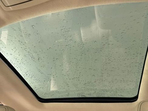 Used 2010 Ford Edge Limited image 30