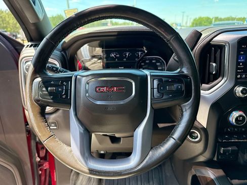 Used 2020 GMC Sierra 1500 SLT w/ SLT Premium Plus Package AWD/4WD image 18
