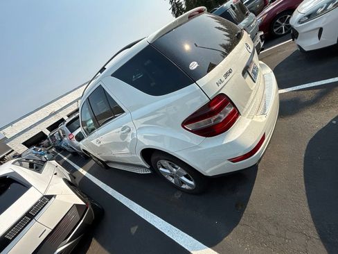 Used 2010 Mercedes-Benz ML 350 4MATIC image 3
