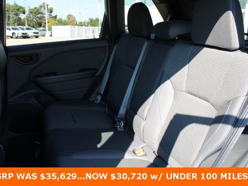 Used 2025 Subaru Forester Premium image 21