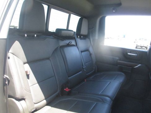 Used 2022 GMC Sierra 3500 SLT w/ SLT Convenience Package AWD/4WD image 22