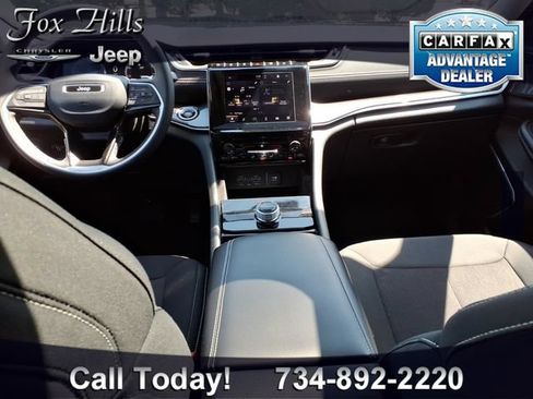 Certified 2022 Jeep Grand Cherokee L Laredo w/ Luxury Tech Group I AWD/4WD image 15