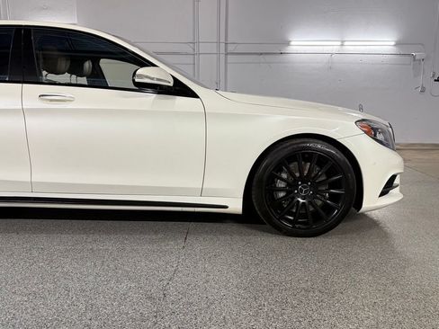 Used 2015 Mercedes-Benz S 550 4MATIC Sedan w/ Sport Package image 4