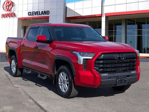 Used 2025 Toyota Tundra SR5 image 2