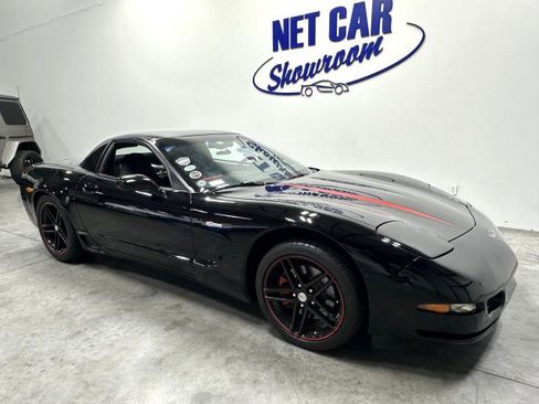 Used 2002 Chevrolet Corvette Z06 w/ Memory Pkg RWD image 1