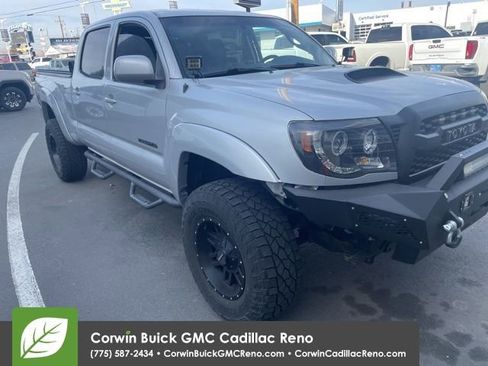 Used 2005 Toyota Tacoma Base image 4