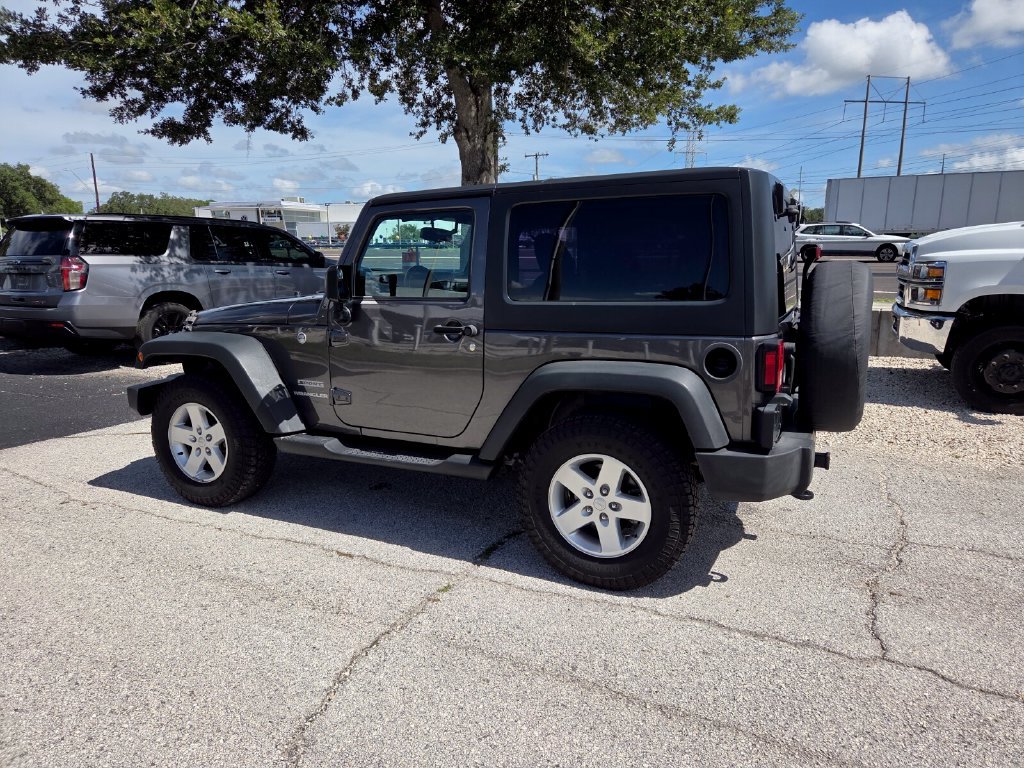 Used 2016 Jeep Wrangler Sport w/ Quick Order Package 24S AWD/4WD image 9