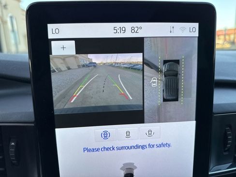 Used 2023 Ford Explorer Limited w/ Limited Technology Package image 28