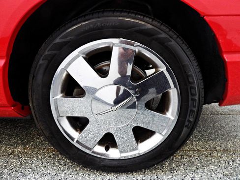 Used 2002 Ford Thunderbird RWD image 15