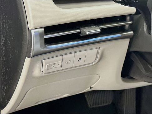 Used 2025 Hyundai Tucson SEL AWD/4WD image 17