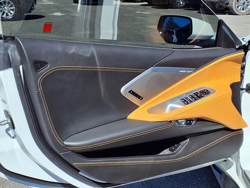 Used 2022 Chevrolet Corvette Stingray Premium Conv w/ Z51 Performance Package image 26