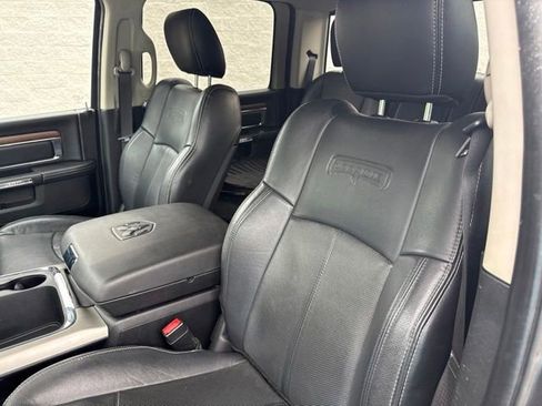 Used 2019 RAM 1500 Laramie RWD image 48