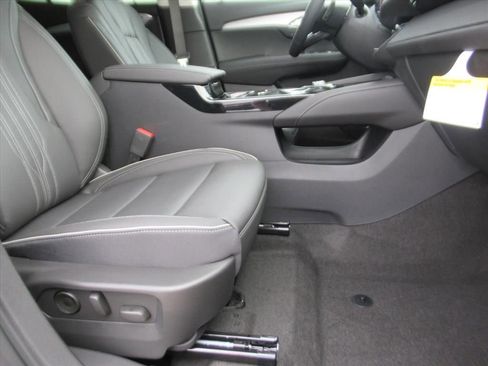 New 2026 Buick Envision Avenir image 13