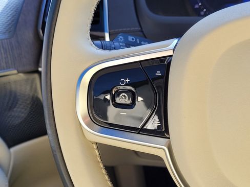 Certified 2023 Volvo XC90 T8 Ultimate w/ Lounge Package image 20