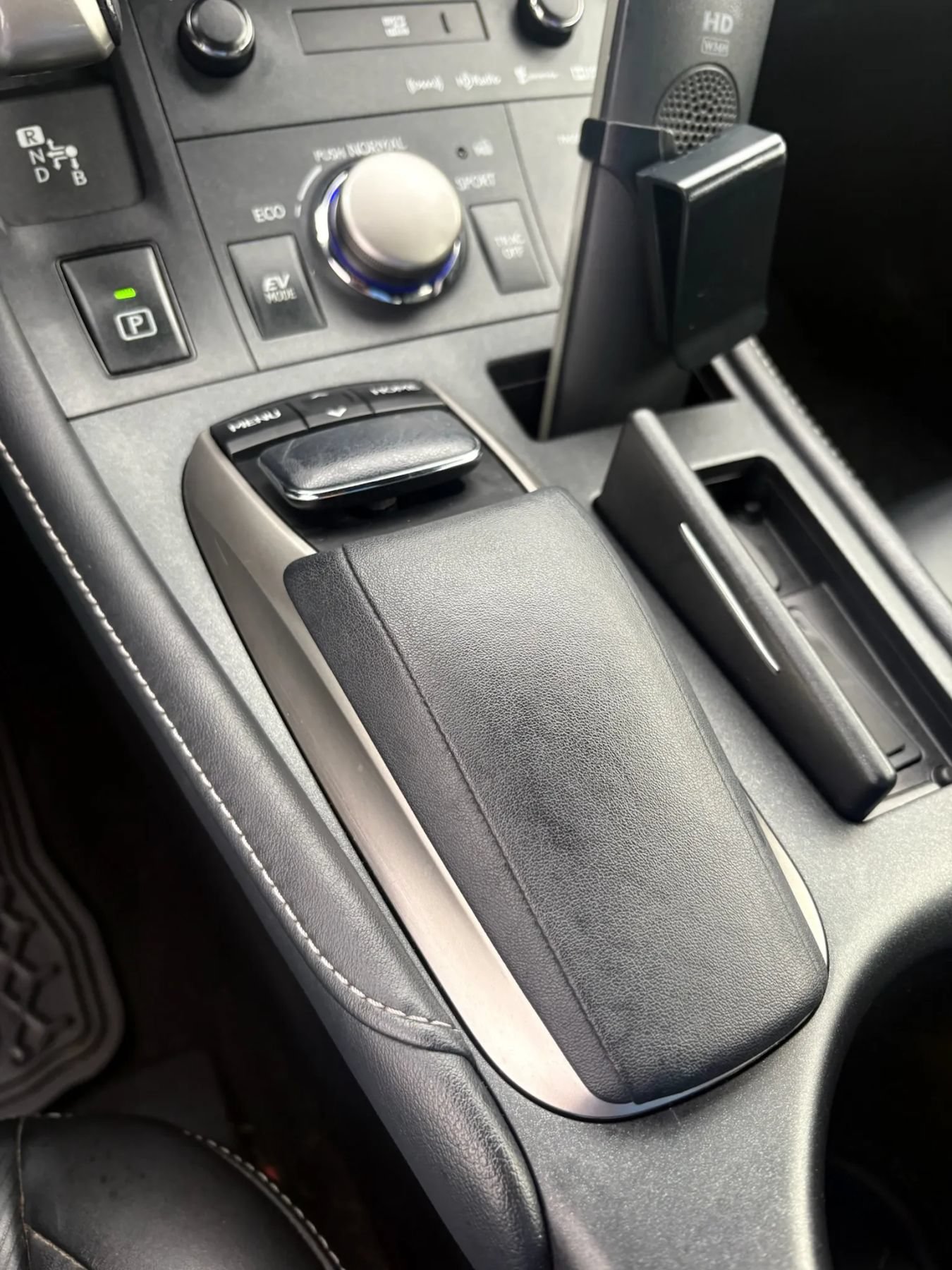 Used 2014 Lexus CT 200h w/ F Sport w/Nuluxe Interior FWD image 20