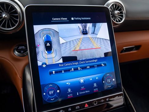 Used 2023 Mercedes-Benz SL 55 AMG 4MATIC image 23