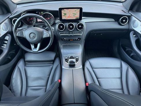 Used 2019 Mercedes-Benz GLC 350e 4MATIC image 20