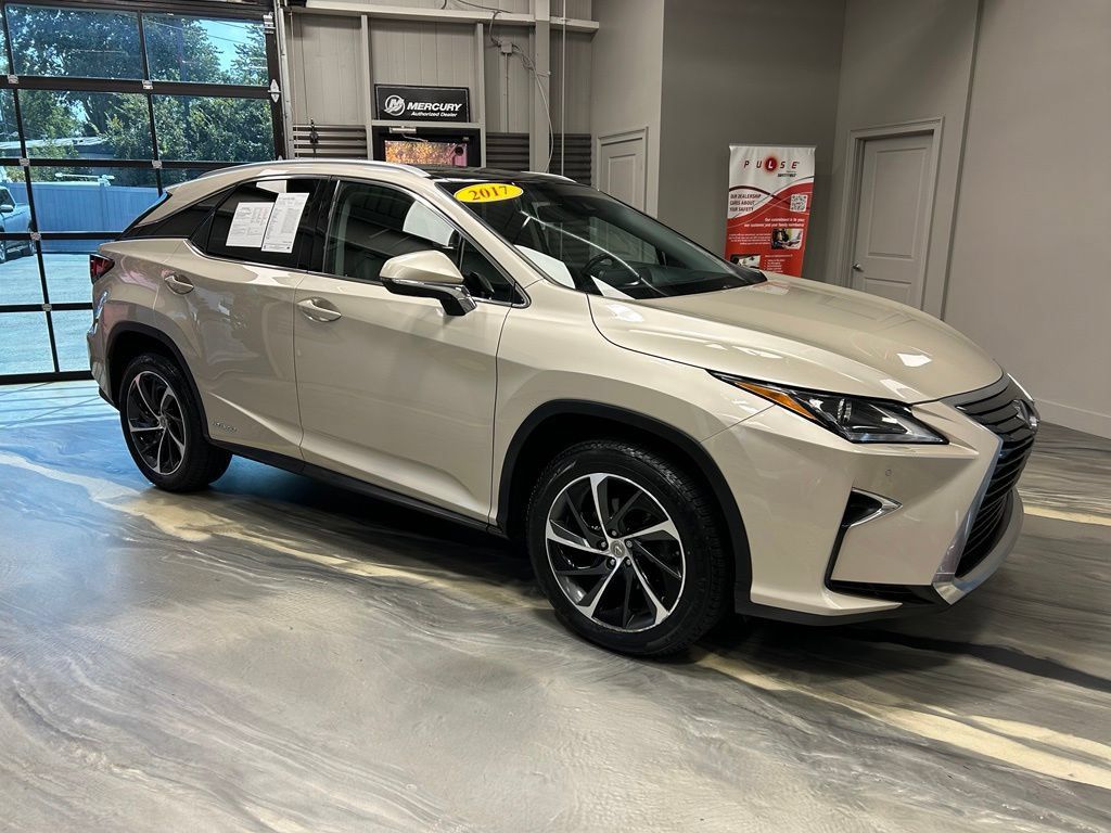 Used 2017 Lexus RX 450h AWD image 31