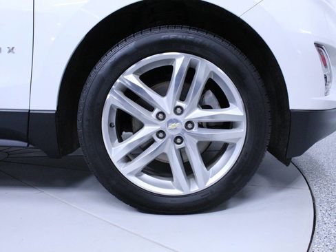 Used 2019 Chevrolet Equinox Premier image 36