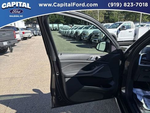 Used 2020 BMW X5 xDrive40i w/ Premium Package image 19