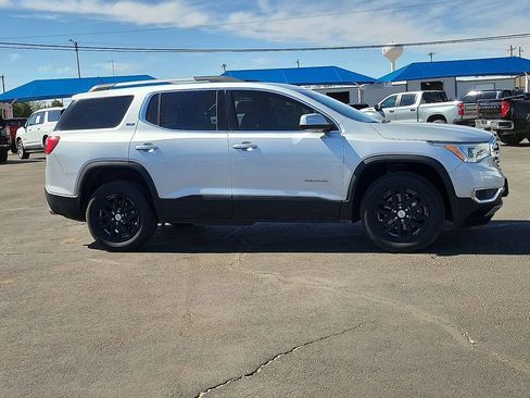 Used 2018 GMC Acadia SLT image 5