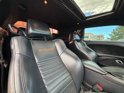 Used 2015 Dodge Challenger R/T Plus RWD image 20