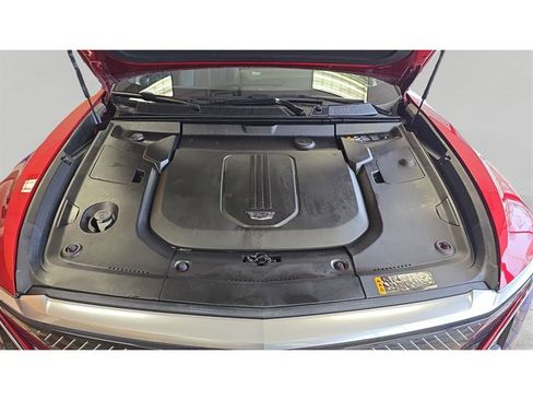 Used 2024 Cadillac Lyriq Luxury w/ LPO, Floor Liner Package image 29