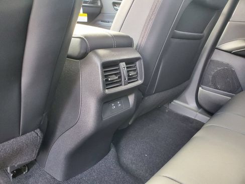 New 2025 Nissan Murano SV AWD/4WD image 13