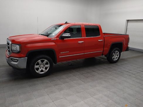 Used 2017 GMC Sierra 1500 SLT w/ SLT Preferred Package AWD/4WD image 2
