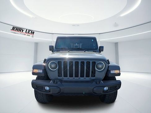 Used 2021 Jeep Gladiator Sport image 7
