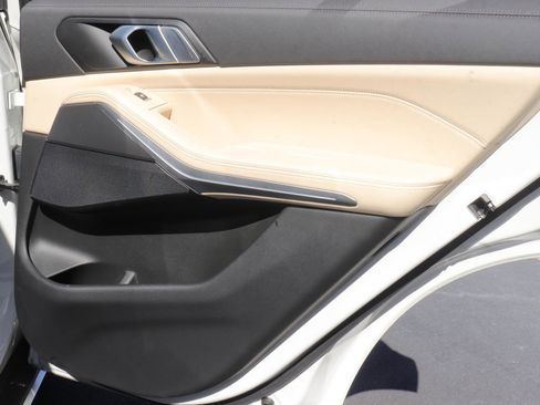 Used 2022 BMW X5 sDrive40i w/ Premium Package image 20