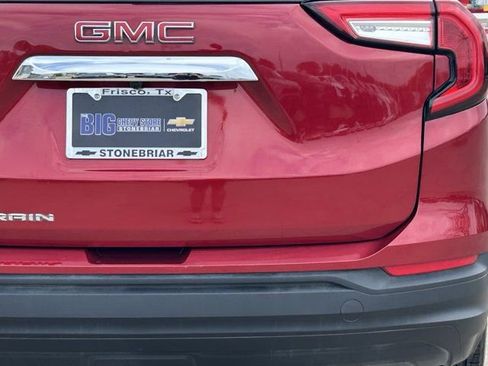 Used 2022 GMC Terrain SLE w/ Driver Convenience Package image 7