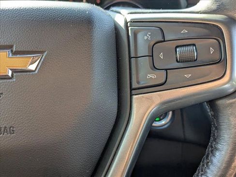 Used 2021 Chevrolet Suburban LT image 10