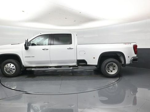 Used 2025 Chevrolet Silverado 3500 LTZ w/ LTZ Plus Package AWD/4WD image 7