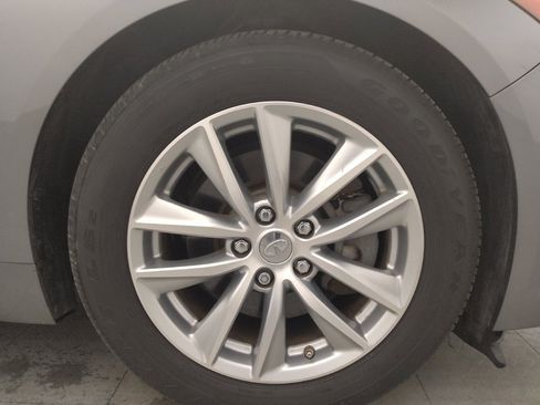 Used 2017 INFINITI Q50 3.0t Premium w/ Cargo Package (L95) AWD/4WD image 31
