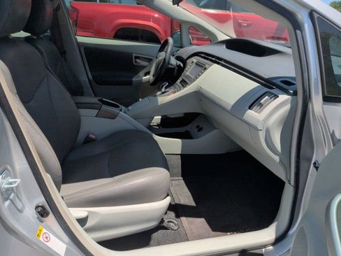 Used 2015 Toyota Prius Three w/ Solar Roof Package FWD image 18