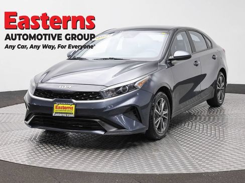 Used 2024 Kia Forte LXS FWD image 1