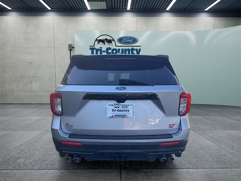 Used 2020 Ford Explorer ST w/ ST High-Performance Pack image 6