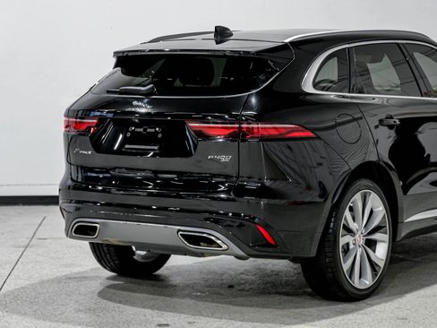 Used 2021 Jaguar F-PACE R-Dynamic S AWD/4WD image 12