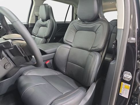 New 2026 Lincoln Aviator Reserve AWD/4WD image 12