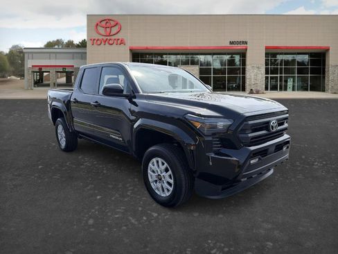 Certified 2024 Toyota Tacoma SR5 w/ SR5 Upgrade Package image 8