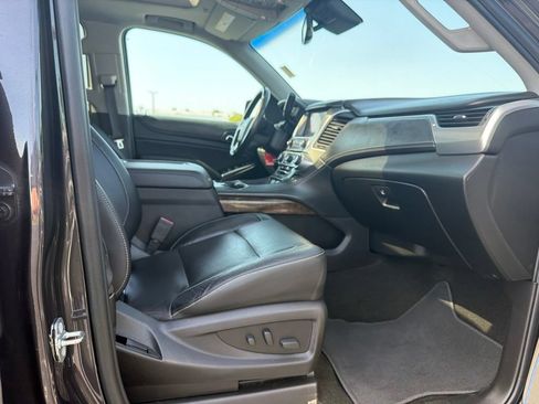 Used 2018 Chevrolet Tahoe LT AWD/4WD image 9